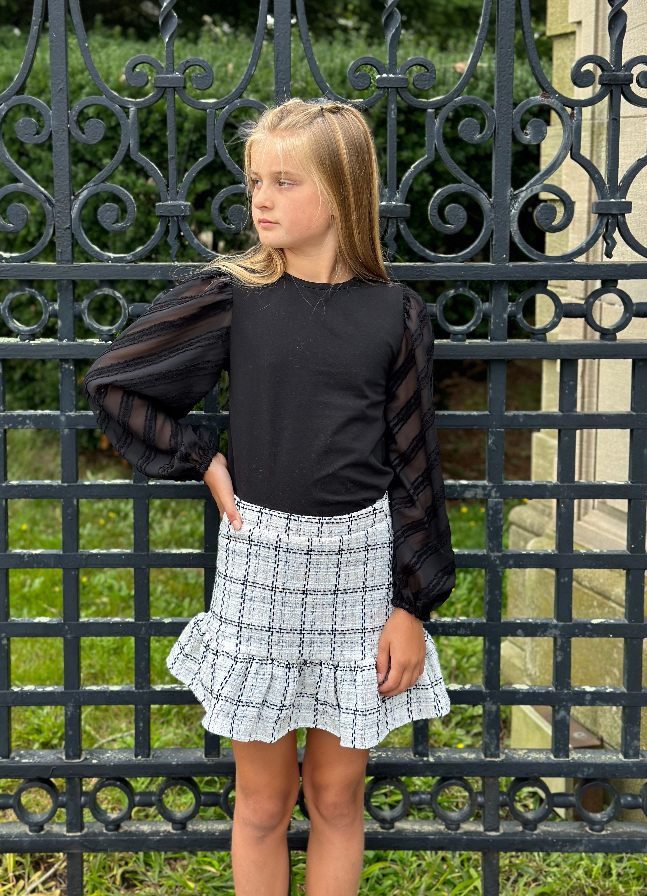 Black Textured-Sleeve Top FW23